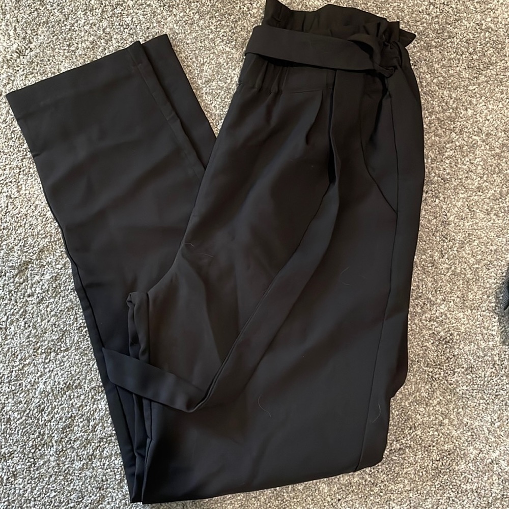 HIGH WASTED PANTS (M)